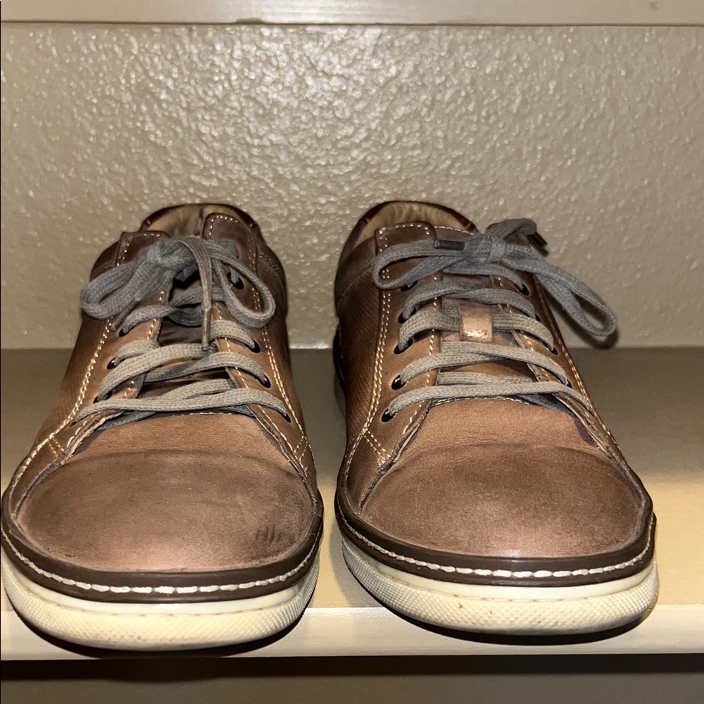 Johnston & Murphy Brown Leather Sneakers